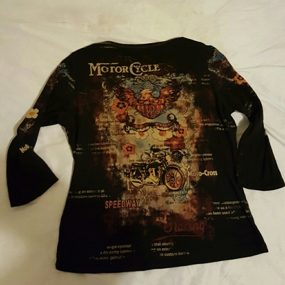 Top - Picture 2 of 3