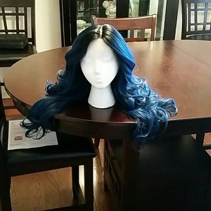 Gorgeous Turquoise Blue Wig