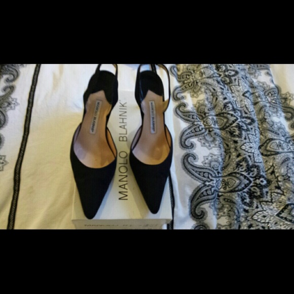 Manolo Blahnik crepe sling back heels! EUC! Sz 9