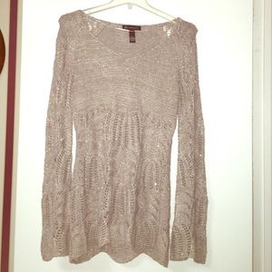 Sweater. Mini silver sequins/threading throughout