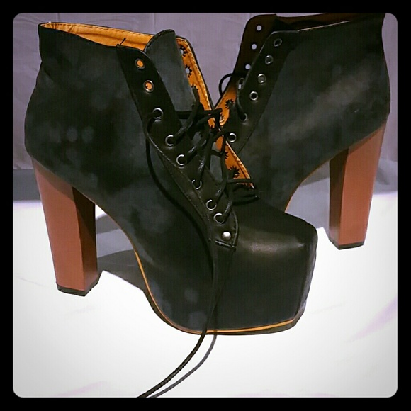 CHUNKY HIGH VIXENN PUMPS