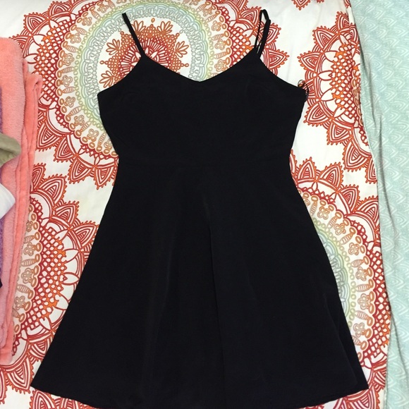 Black forever 21 spaghetti strap dress