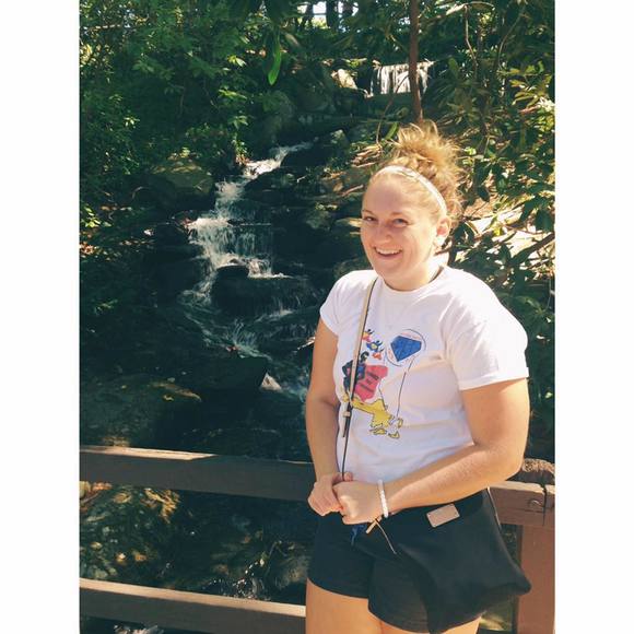 Meet your Posher, Katie - Picture 1 of 1