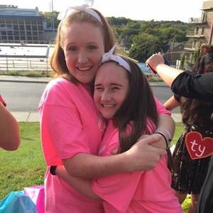 Meet your Posher, Caroline