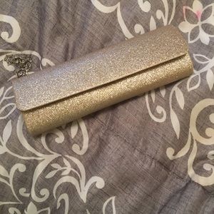 Gold clutch