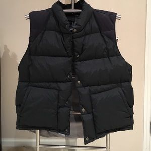 GAP Medium Black Down vest