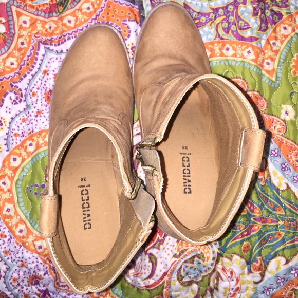 SOLD - Picture 2 of 3