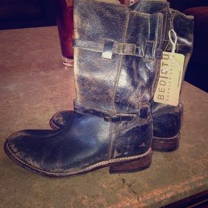 Brand New Bedstu boots!