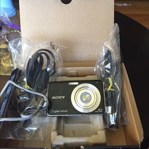 Sony Cyber-shot Digital Camera