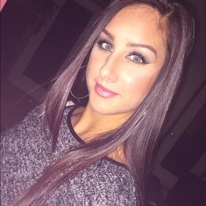 Meet your Posher, Brooke