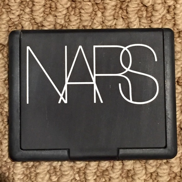 NARS Ablatross Highlighter