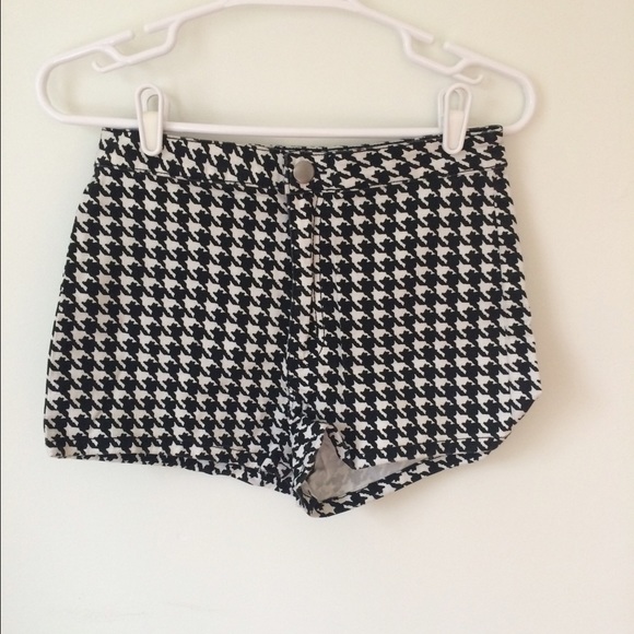 High-Waisted Houndstooth Shorts