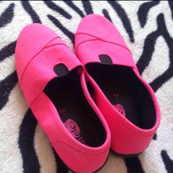 8/9 slide on shoes