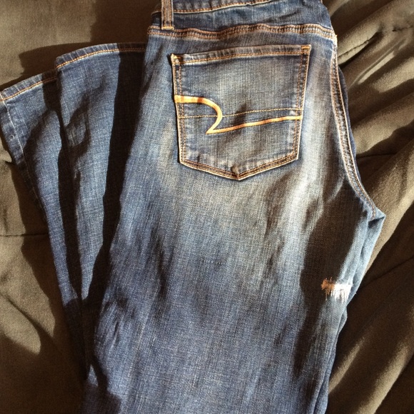 American eagle jeans!