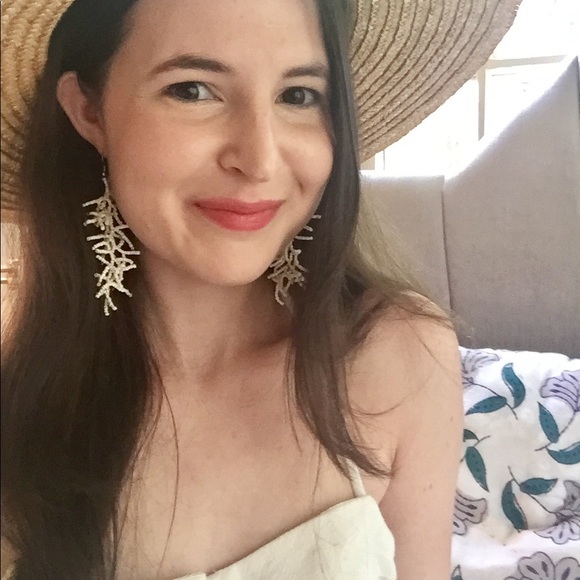 Meet your Posher, Kate - Picture 2 of 7