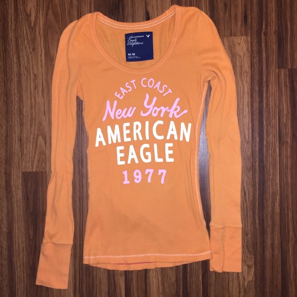 Size M AE orange long sleeve - Picture 1 of 1
