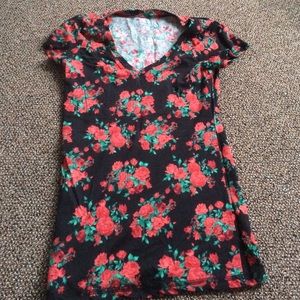 Wet seal rose tee