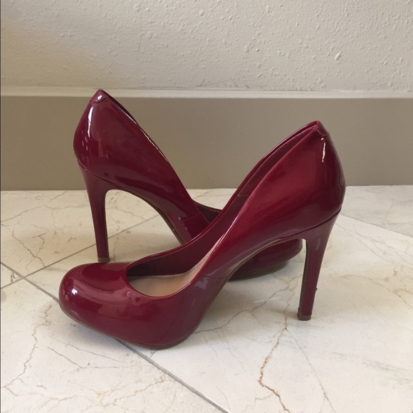 Red (deep) pumps! Perfect for holidays