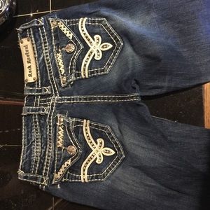 Rock revivals size 26