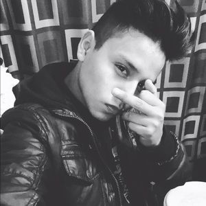 Meet your Posher, Juan