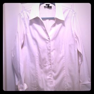 Jones New York button up shirt