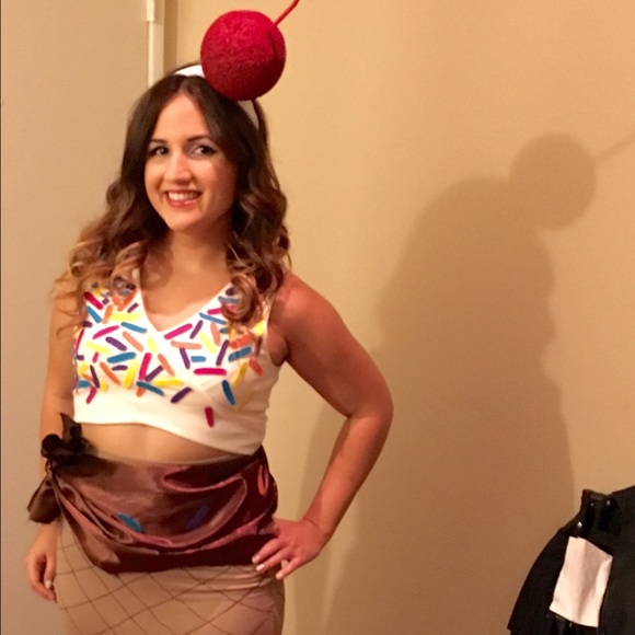 Meet your Posher, Alessa - Picture 2 of 3