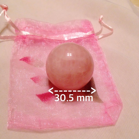 Other - 🌹This is love and lucky round pink crystal ball🌹