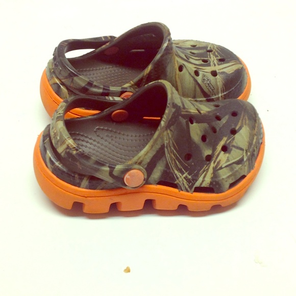 Baby crocs