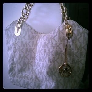 Authentic chain handle Michael Kors