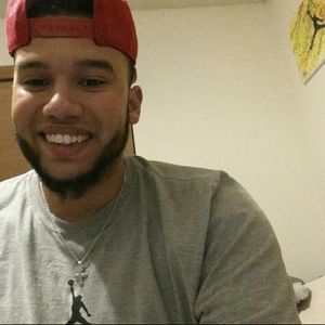 Meet your Posher, Logan