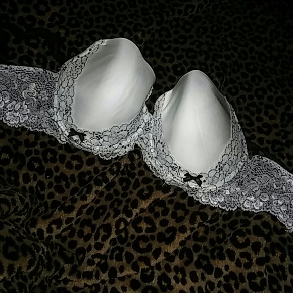 Victoria's secret bra
