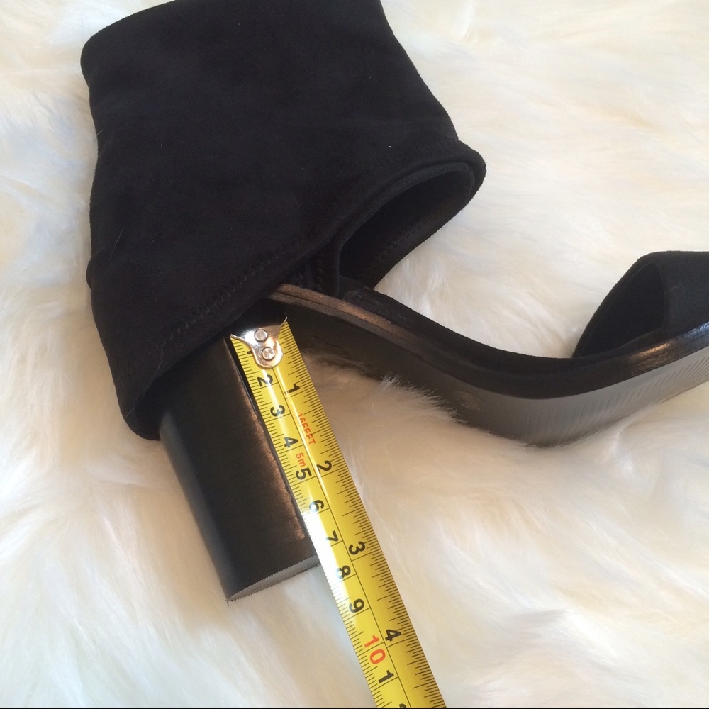 BCBG heel sandals - Picture 7 of 8