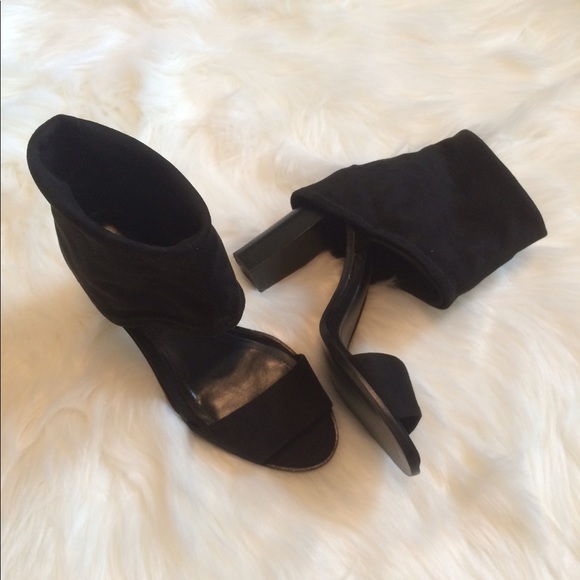 BCBG heel sandals - Picture 2 of 8