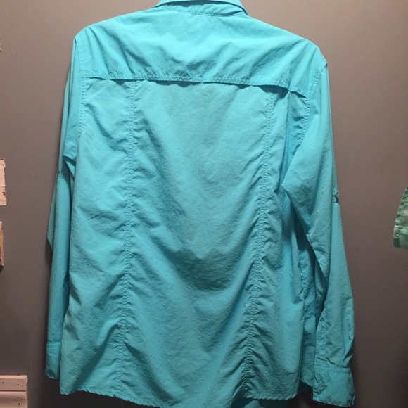 Button up - Picture 2 of 3