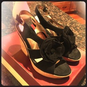 Brand new in box "Sofft" Odelle black suede shoe