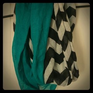 Apt 9 infinity chevron scarf