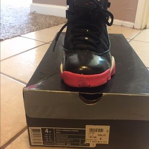 Jordan 6 rings, 4Y