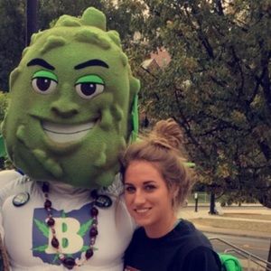 Meet your Posher, Vanessa