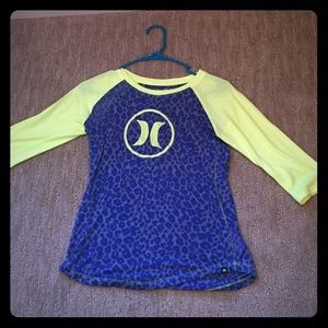 •Hurley animal print tee•