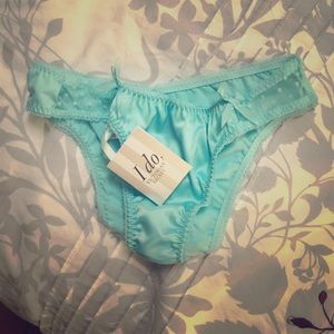 NWT VS "I Do" collection panty