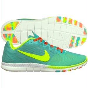 Nike Advantage Size 8 Running Shoe