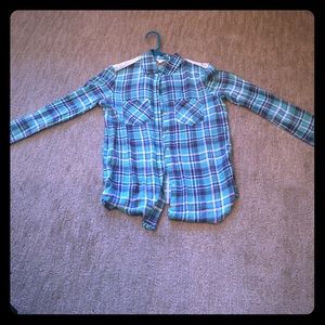 •Aeropostale flannel with white lace in the back•