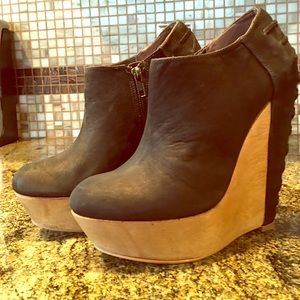 Steve Madden Ankle Booties