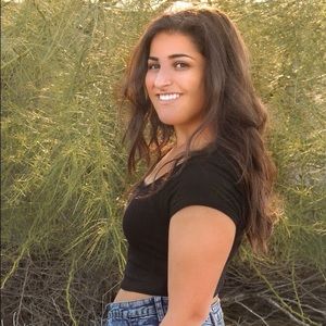 Meet your Posher, Gina