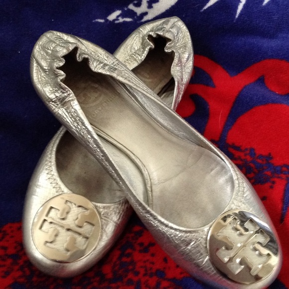 Tory burch silver flats