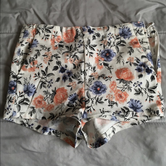H&M