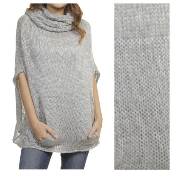 bella&birdy Sweaters - LAST ONE Knit turtleneck sweater with front pocket