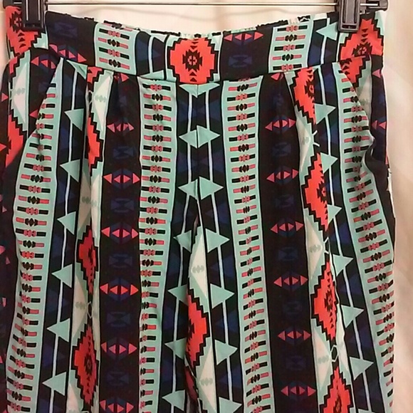 Aztec pants - Picture 2 of 3