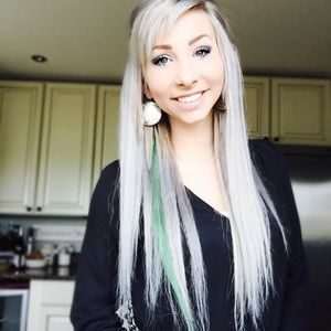 Meet your Posher, Natalie