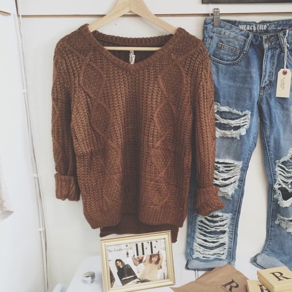 Sweaters - SALE!! Chunky Brown Knit Sweater